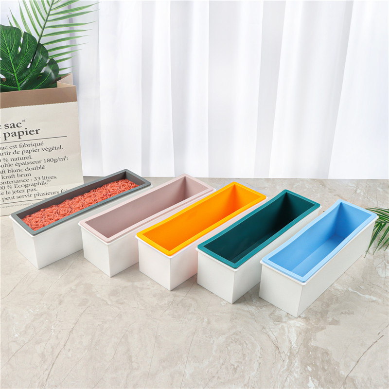 Boîte en plastique + support i - Soap Making Kit For Beginners avis et prix