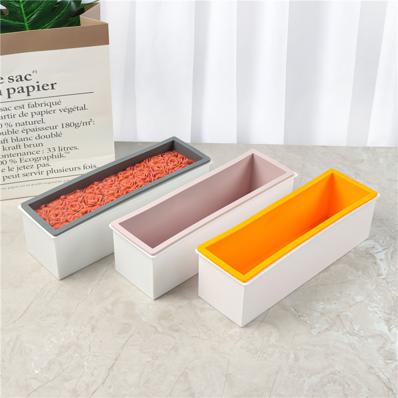 Boîte en plastique + support i - Soap Making Kit For Beginners avis et prix
